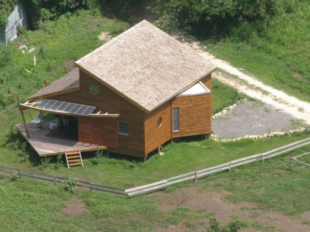 Pieux en bois - Maison bois Guadeloupe - Laurent Darviot