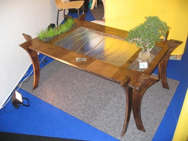 Table "Elévation" - Prix la relève 2008