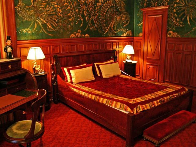 Le lit - Chambre d'Oscar Wilde à l'Hôtel