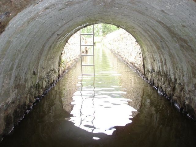 Canal - montchal