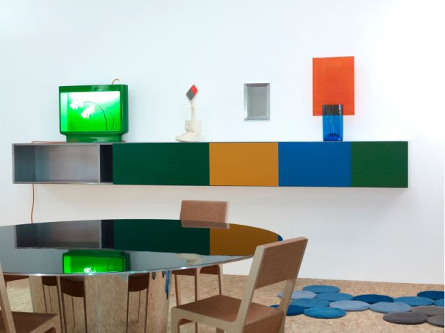 Du mobilier coloré - Exposition aux Galeries