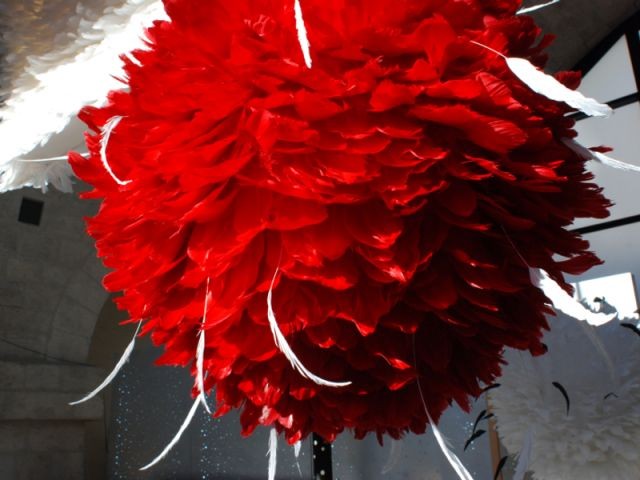 lampe plume rouge
