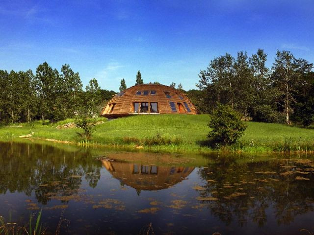 Une Maison Qui Tourne Avec Le Soleil