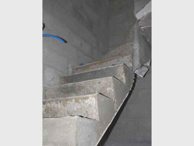 Finitions - escalier béton