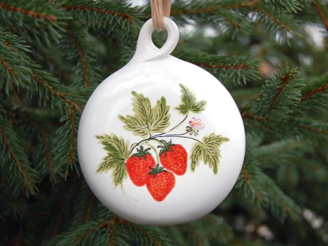 boule de Noël faïence fraise