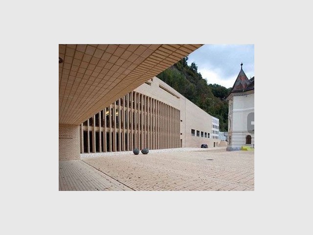 1er prix : forum et parlement de la principauté du Liechtenstein - Brick Award 2010 