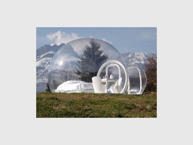 Une maison bulle modulaire et transparente