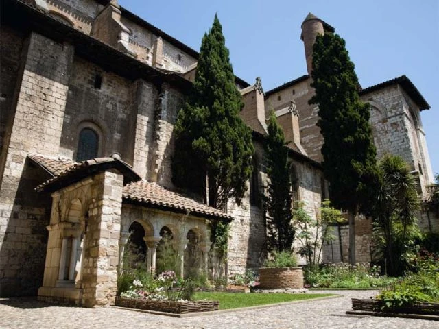 cloître et église