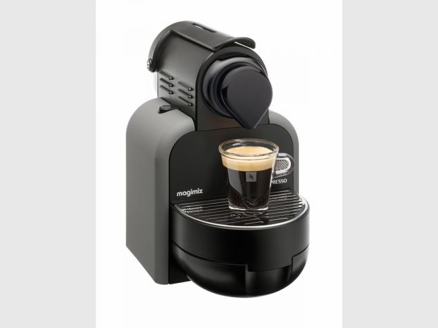 Machine à capsules Essenza - Nespresso - Machines à café