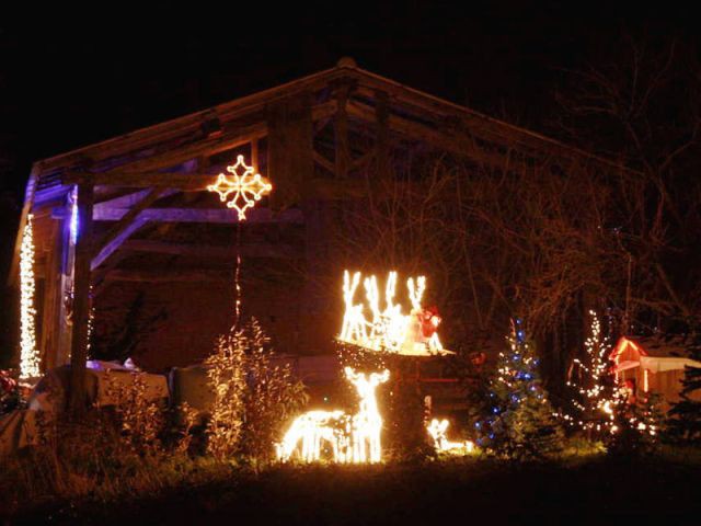 La croix occitane - Noel maison illuminée 2010