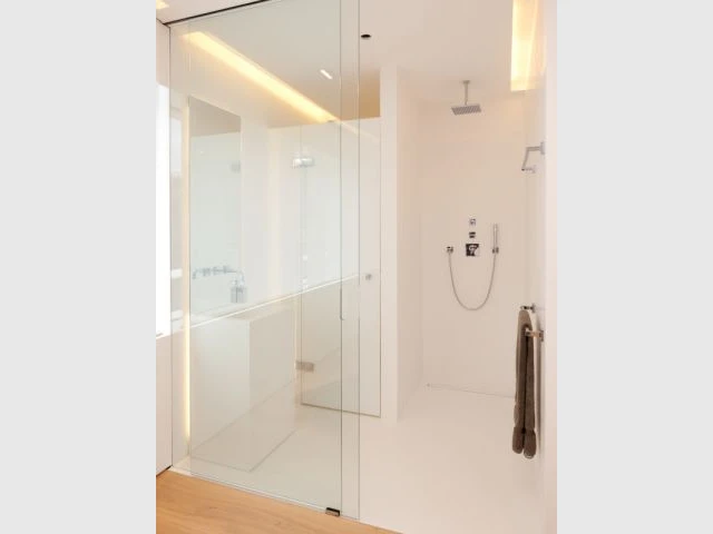 Salle de bains - Maison Hi-Macs