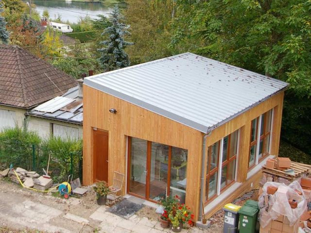 Une maison bleue respectueuse de son environnement (suite) - Reportage maison HQE