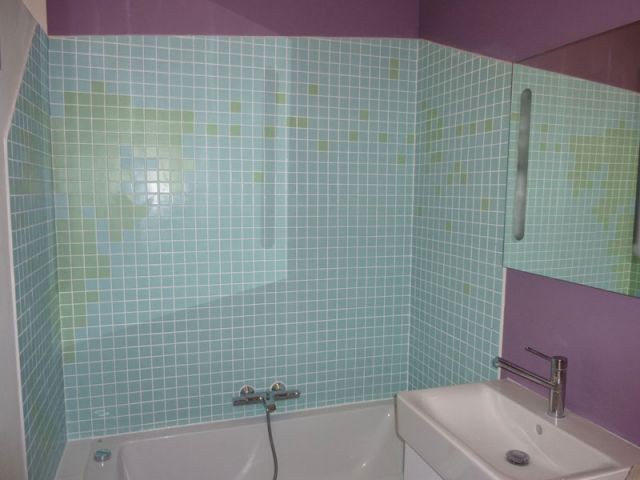 Salle de bains mauve - Appartement couleurs