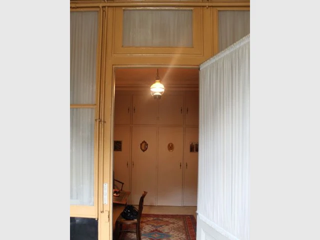 Entrée avant - Vue depuis le salon - Feld Architecture