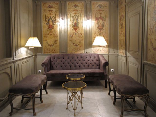 Du mobilier chiné et des chambres sobres - Hôtel Le Sauvage à Besançon