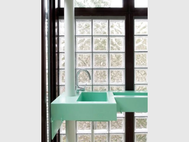 Lavabo de la salle de bains - Maison verticale