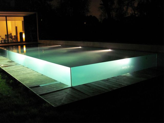 Vue de nuit - Piscine Carré Bleu - Concept Aquaglass