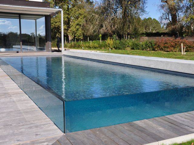 Piscine Carré Bleu - Concept Aquaglass