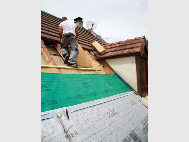 Plusieurs isolants sur le toit - Reportage rénovation thermique