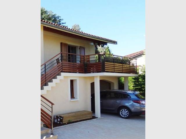 Une terrasse agrandie et investie - Rénovation escalier extérieur