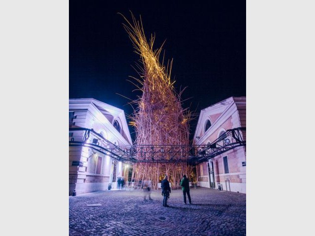 Big Bambú, une sculpture au Macro de Rome - Big Bambu