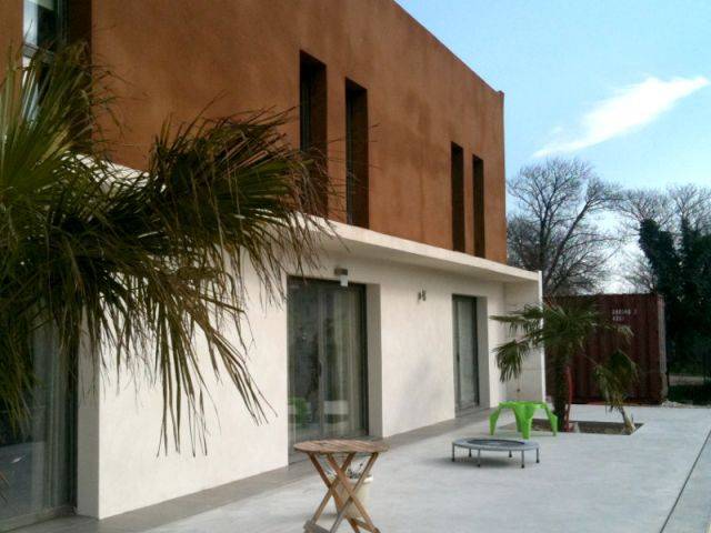 Une Maison Provencale A 3 Visages