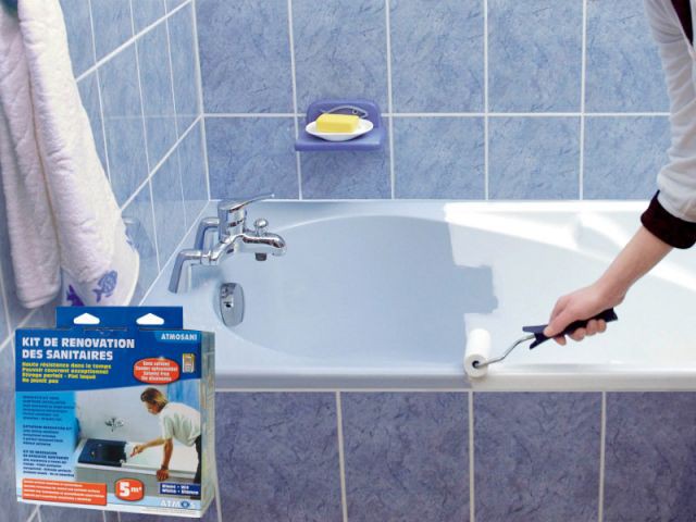 Un kit complet pour repeindre les sanitaires - Eclat de la salle de bains