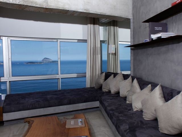 Un intérieur brut minimaliste - Penthouse à Rio