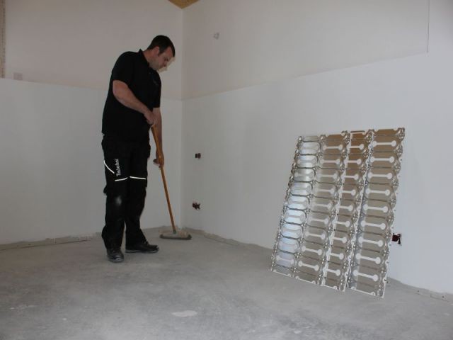 Une installation pas à pas  - une rénovation d'une bâtisse à Crazannes en Devicell Dry de la marque Deléage