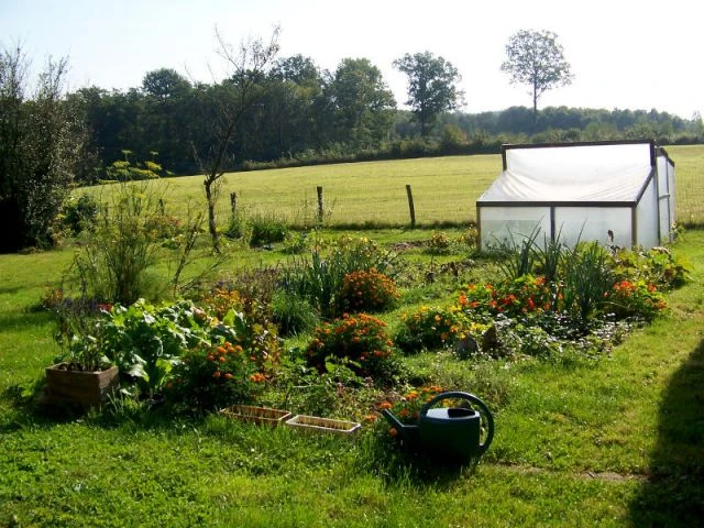 Le jardin de Vanessa Grosjean à Les Hays (Jura) - Concours Jardiner autrement 2013