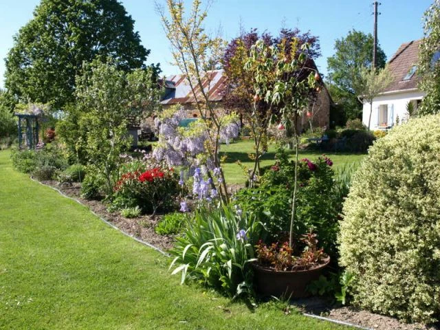 Le jardin de Daniel Moreau à Bouchamps-lès-Craon (Mayenne) - Concours Jardiner autrement 2013