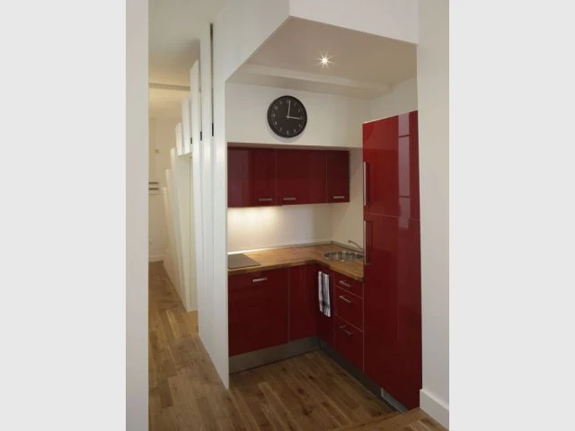 Après - une cuisine moderne et discrète - Appartement Cyril Rheims 29 m² Paris