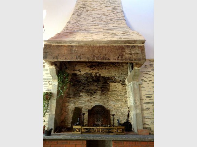 Rénovation de la cheminée - Manoir XVIIIème