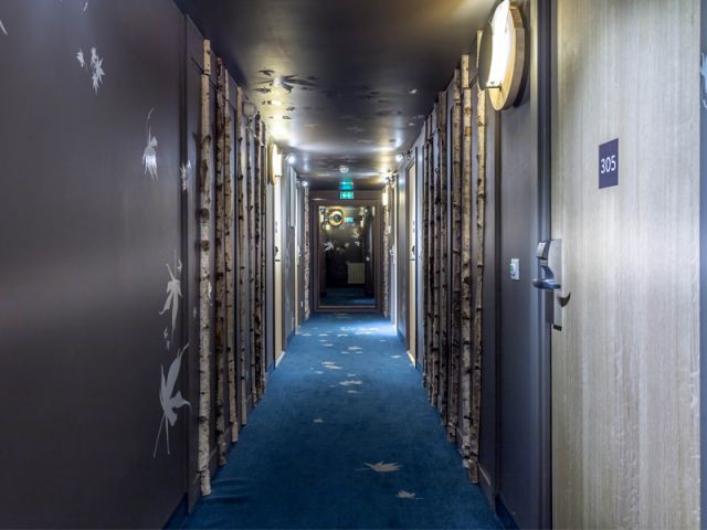 Des couloirs comme des sous-bois - Grand Aigle Hôtel & Spa