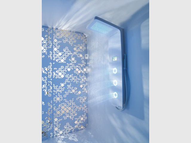 Des Accessoires Pour Une Salle De Bains High Tech