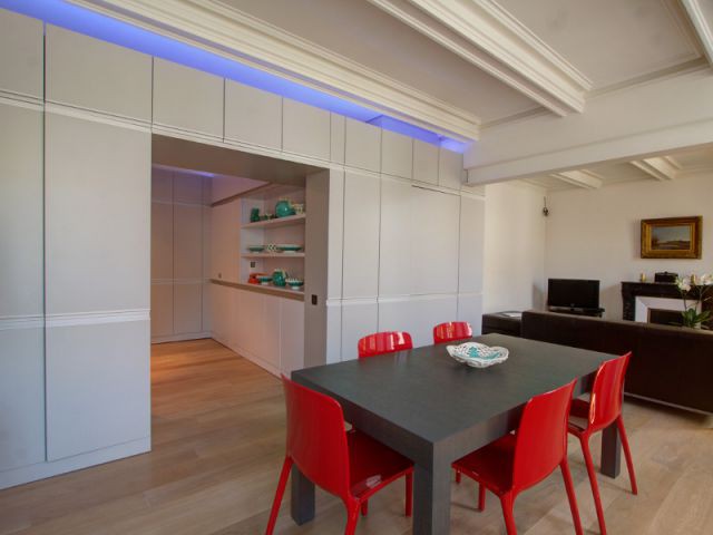 Une salle à manger contemporain - Appartement Montpellier meuble structurant