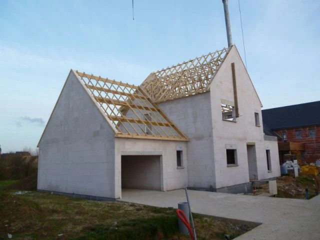 Pose de la charpente - Maison Bati Tech