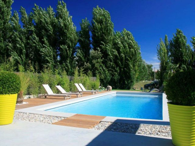 Une piscine installée par un particulier avec nage à contre courant - Trophées de la piscine 2014