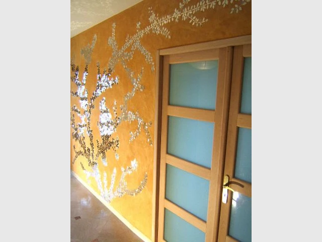 Une mosaïque en miroir pour embellir une entrée - La mosaïque dans la maison