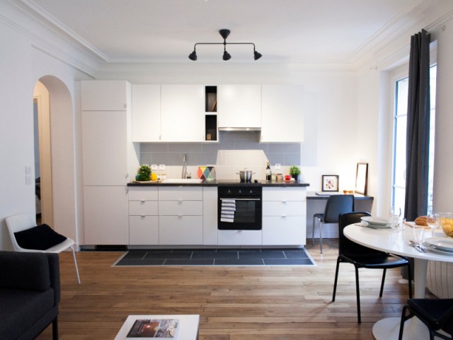 Une cuisine ouverte pour un intérieur contemporain - Budget serré pour une rénovation complète