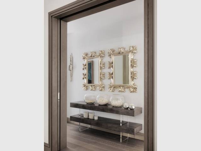 Une rénovation du sol au plafond dans le style de Kelly Hoppen - The London Apartment by Kelly Hoppen