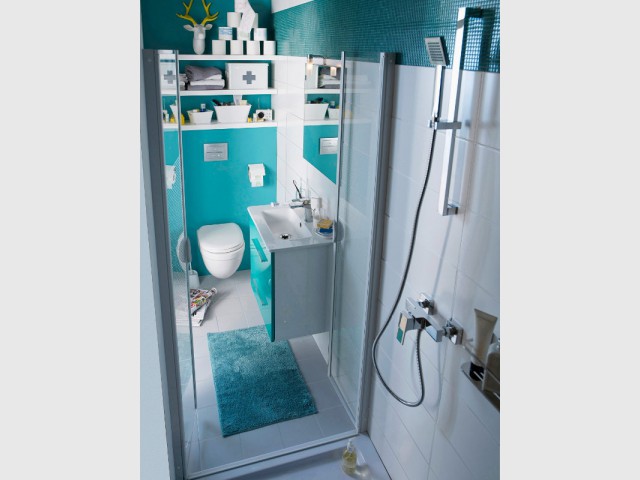 Des portes de douches étroites pour se glisser dans les espaces réduits - Une salle de bains de 3 m2, dix possibilités d'aménagement