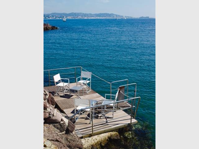 Les fauteuils, le mobilier idéal pour les petits espaces - Les plus belles plages de La Côte d'Azur