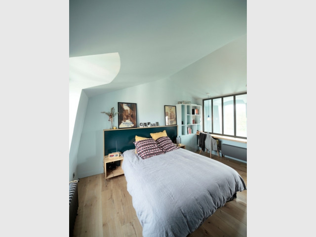 Une décoration qui mélange style scandinave et matériaux bruts - Surélévation pour une suite parentale