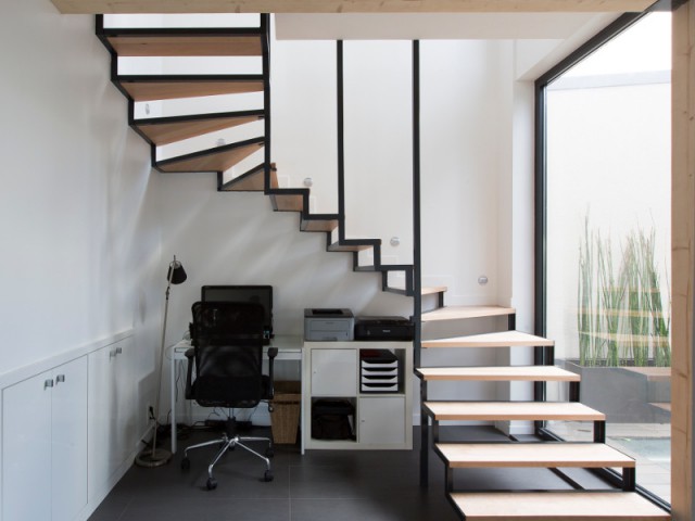Un escalier tout en légèreté - Construction d'une maison familiale sur plusieurs niveaux