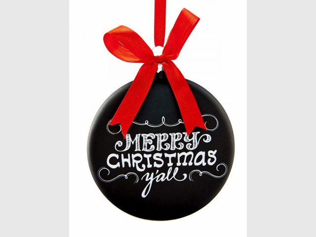 Une boule noire pour un Noël rock'n'roll - Une déco de Noël décalée
