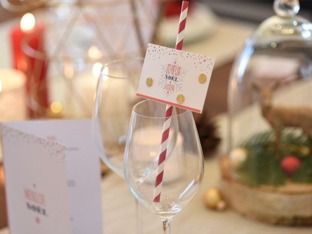 Un porte-nom fabriqué à partir d'une paille - Tables de Noël 