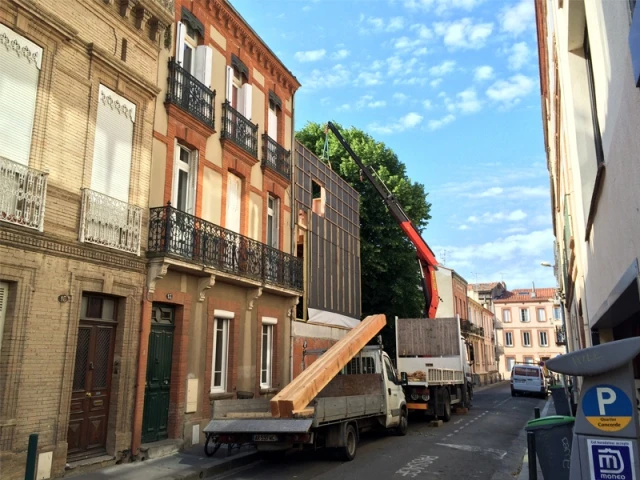 Chantier express - Une maison dans un mouchoir de poche