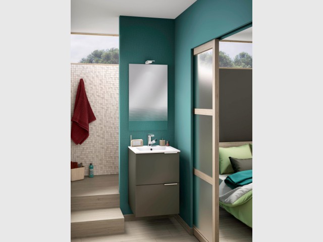 Une porte coulissante pour séparer la chambre de la salle de bains - Séparer la chambre de la salle de bains dans une suite parentale