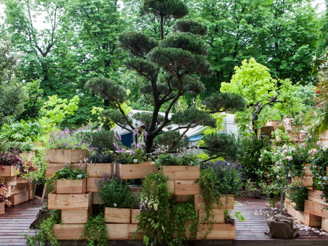 Gardens in a box, box in a garden, par La Caravane de Nantes